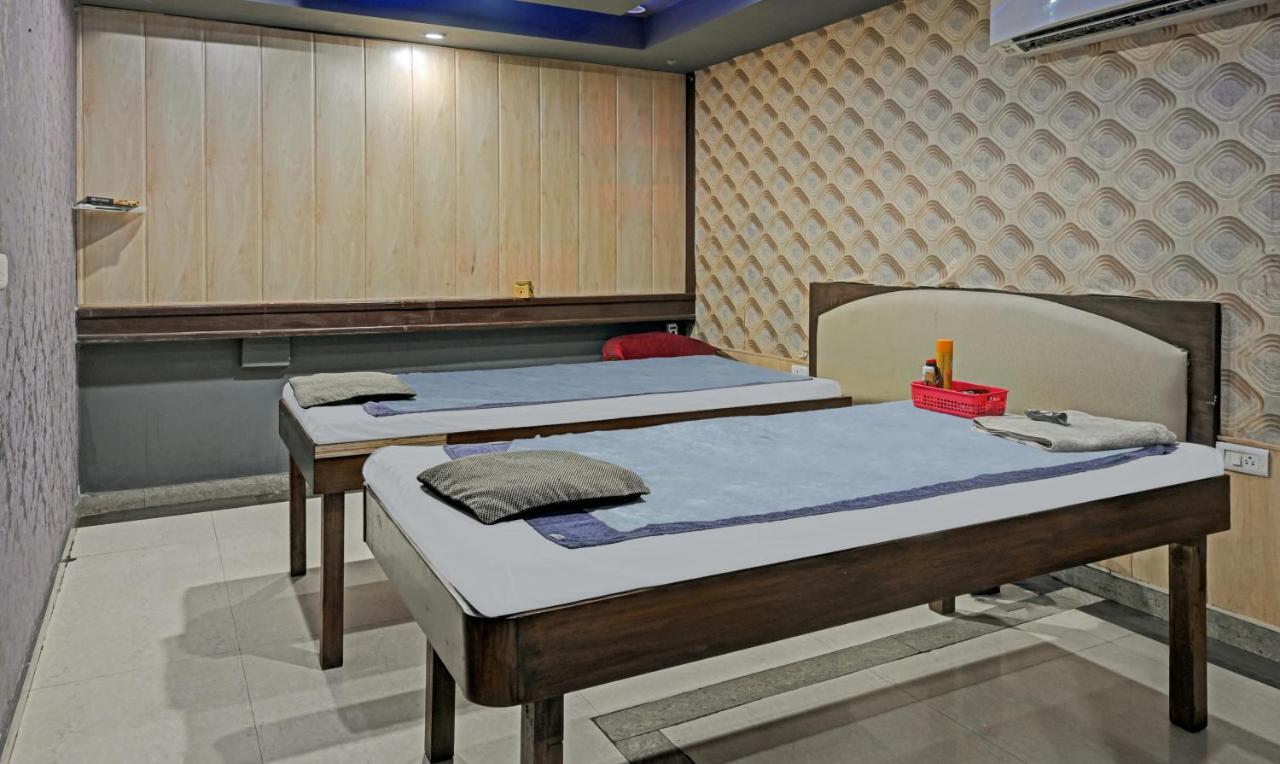 Itsy Hotels Auzone & Spa Chandīgarh Exteriör bild