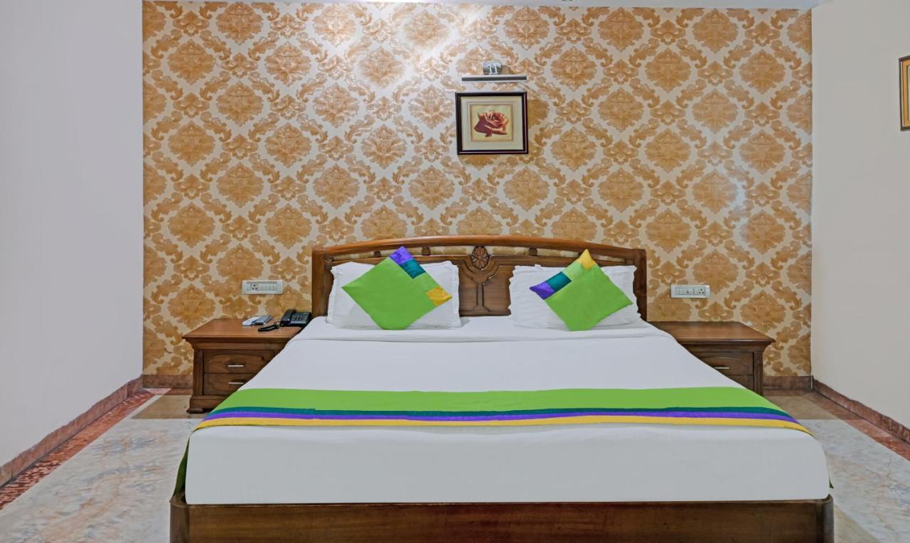 Itsy Hotels Auzone & Spa Chandīgarh Exteriör bild