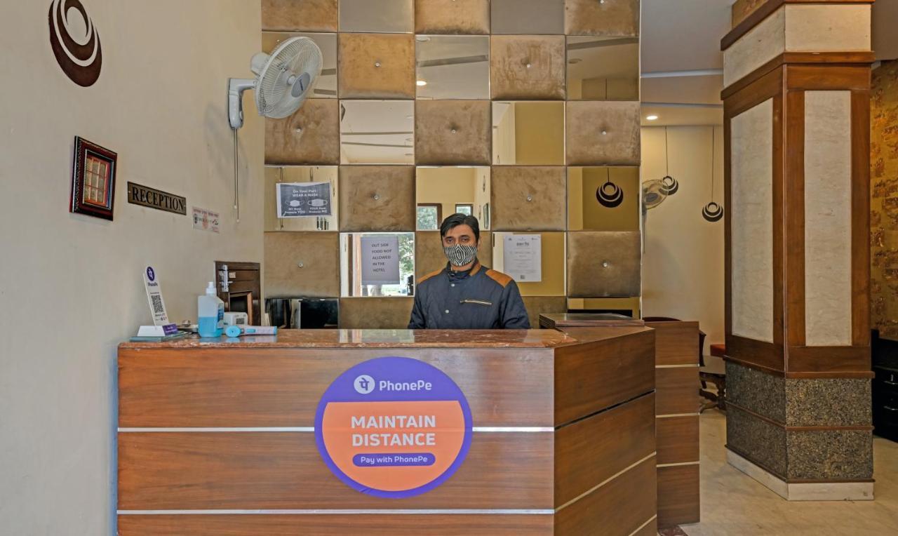 Itsy Hotels Auzone & Spa Chandīgarh Exteriör bild