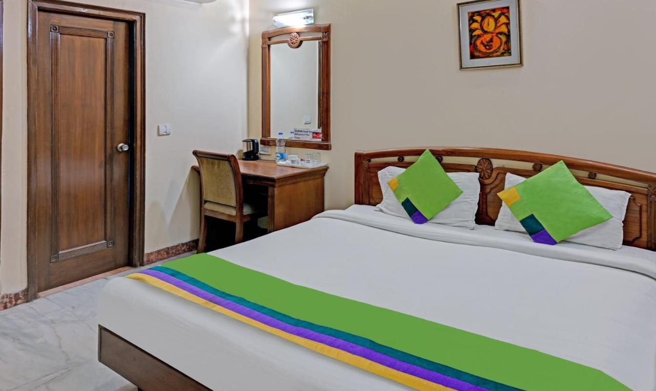 Itsy Hotels Auzone & Spa Chandīgarh Exteriör bild